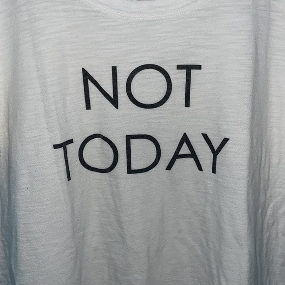 Slim fit torrid tshirt - Picture 2 of 3